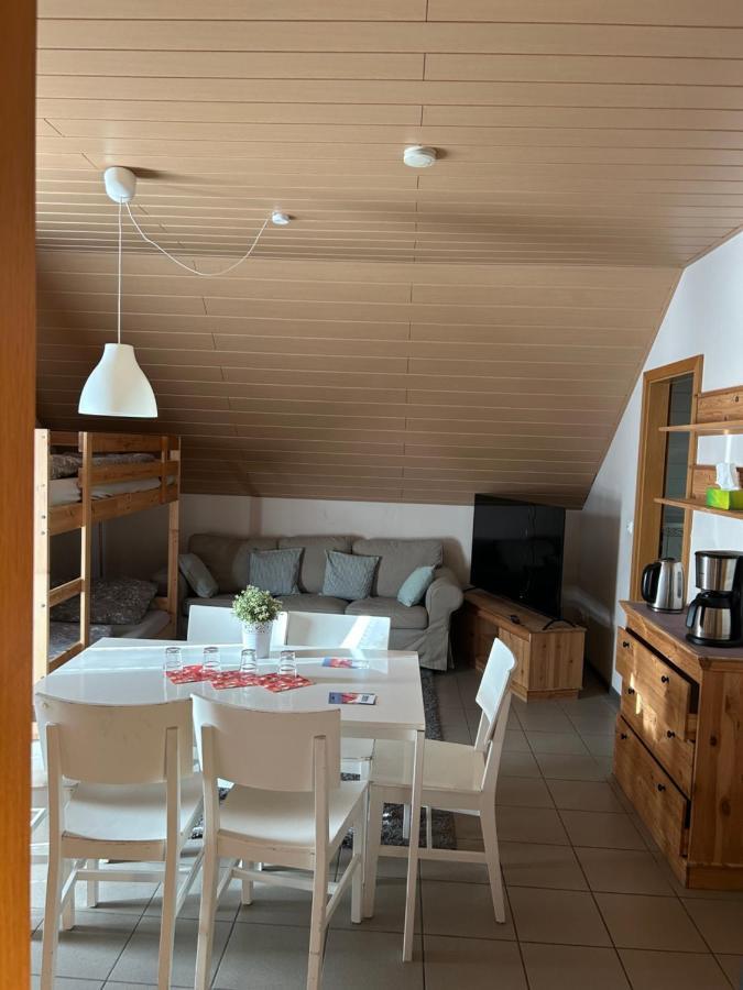 Pension Zum Paradies Harthausen  Buitenkant foto