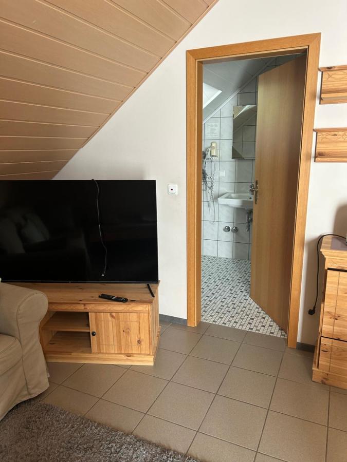 Pension Zum Paradies Harthausen  Buitenkant foto