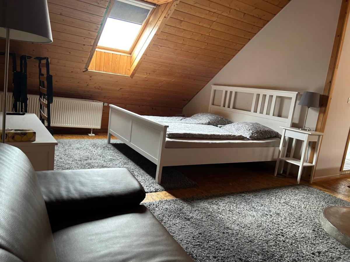 Pension Zum Paradies Harthausen  Buitenkant foto