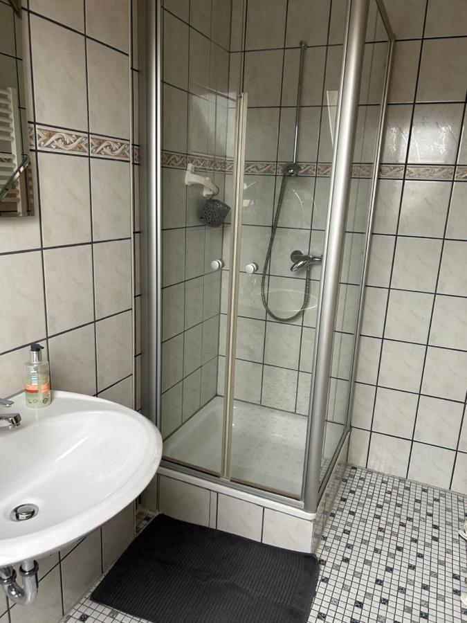 Pension Zum Paradies Harthausen  Buitenkant foto